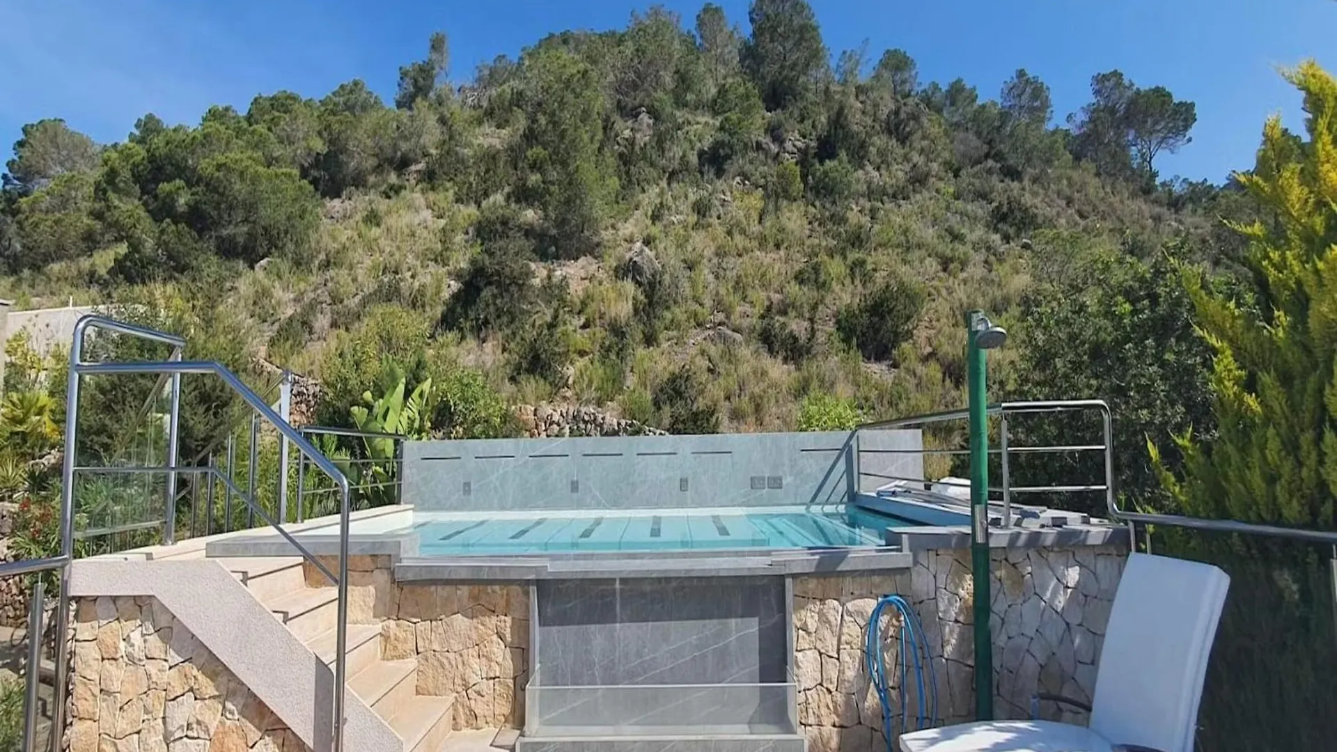 Villa With Direct Sea Access Таламанка Испания